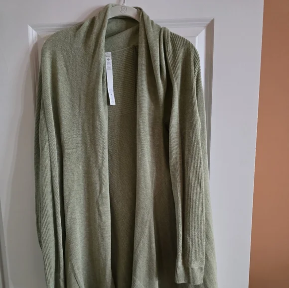 Lululemon Cardigan - Picture 2 of 8